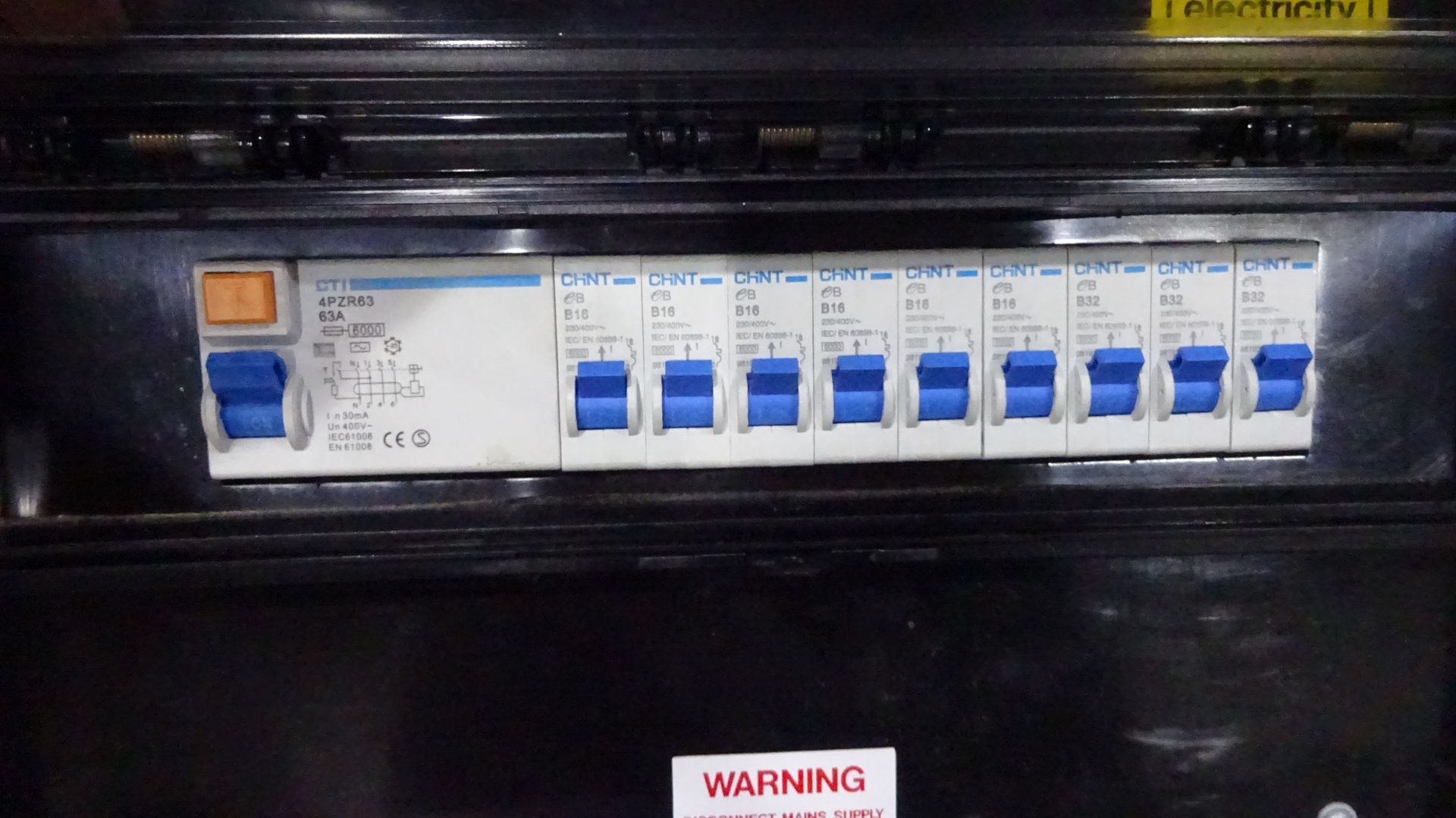 63a 3 phase in with 6 x 16amp outputs & 3 x 32amp outputs - single phase - Image 6 of 10