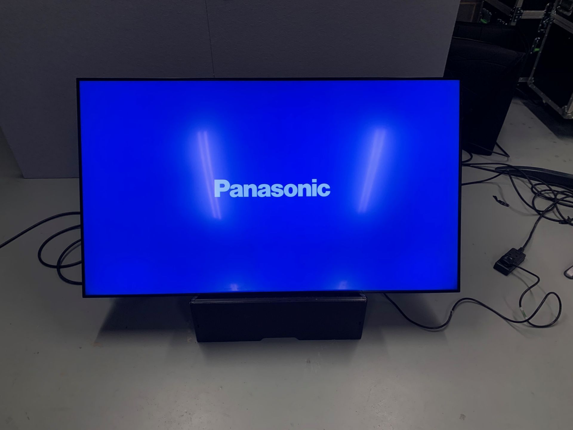 Panasonic 55" Full HD LCD Display TH-55LF8W Plasma Screen LOW USAGE Serial No XE6134449 DOM 2016 2 - Image 2 of 8