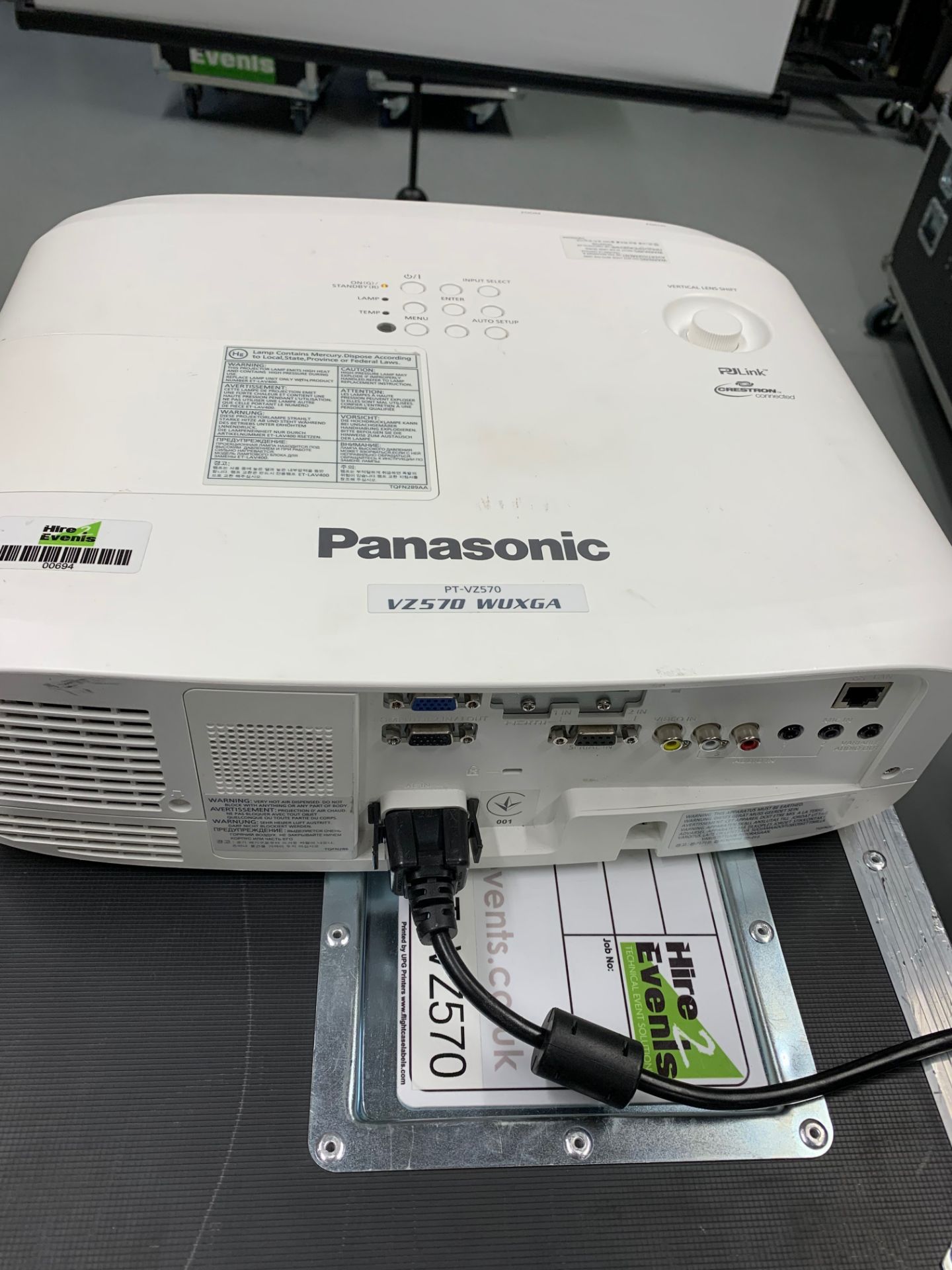 Panasonic PT-VZ570 WUXGA 4800 Lumens LCD Projector Running time ONLY 746 hrs and the lamp time ONLY - Image 7 of 7