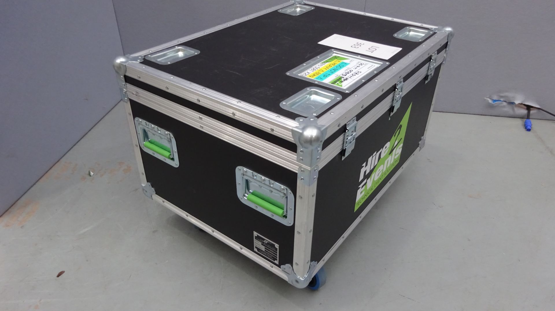 1 x 5 Star Flight Case Use to house 20 Laptops L 800 x W 600 x H 580mm Used Twice - Image 5 of 5