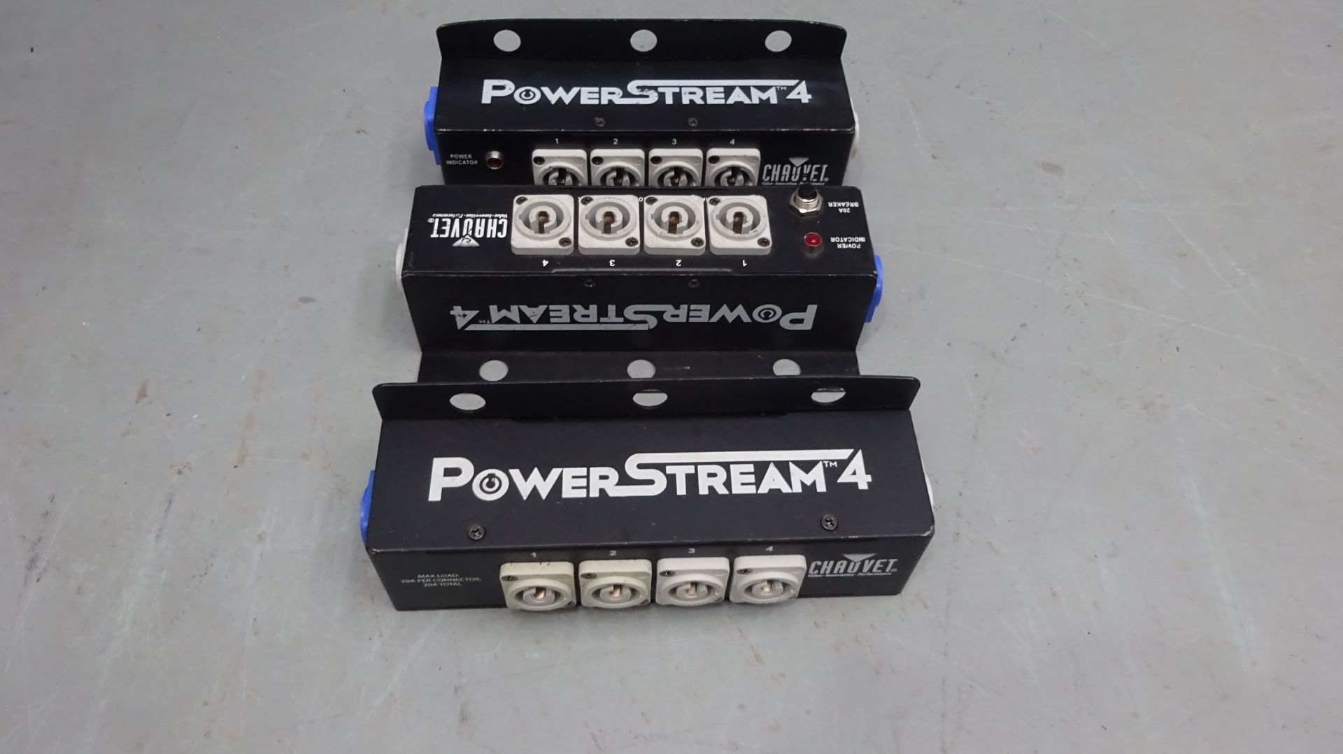 3 x Chauvet Power Stream 4 Powercon Splitters 1 in 5 out - Image 4 of 4