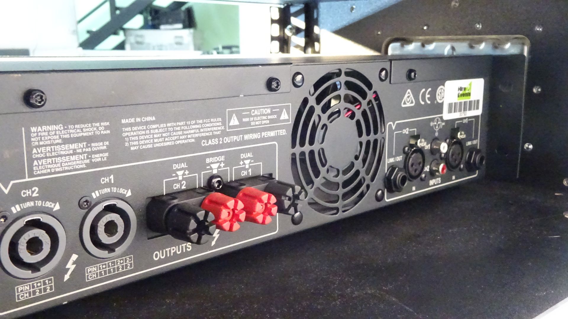 Crown XLS 2002 Amplifier c/w Flight Case - Image 4 of 7