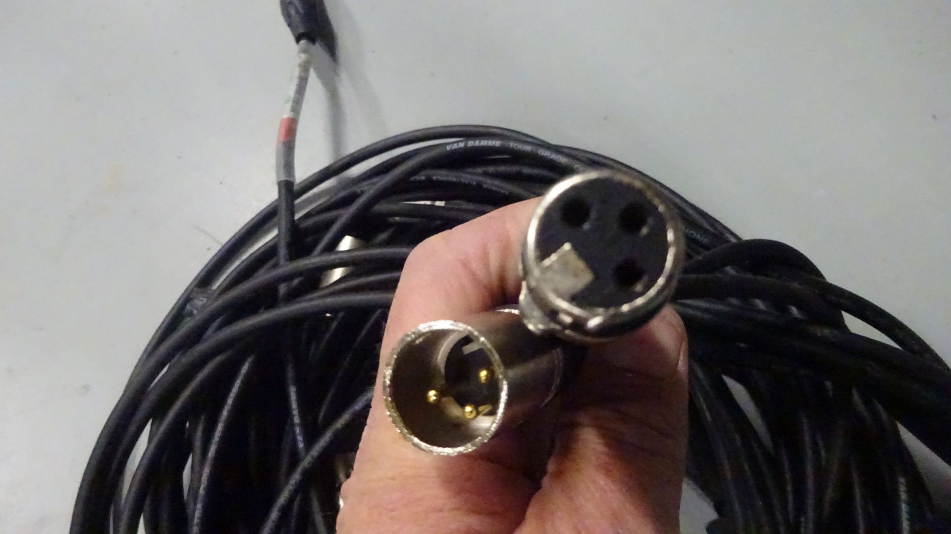 5 x 5m XLR M - XLR F Cable - Image 2 of 2