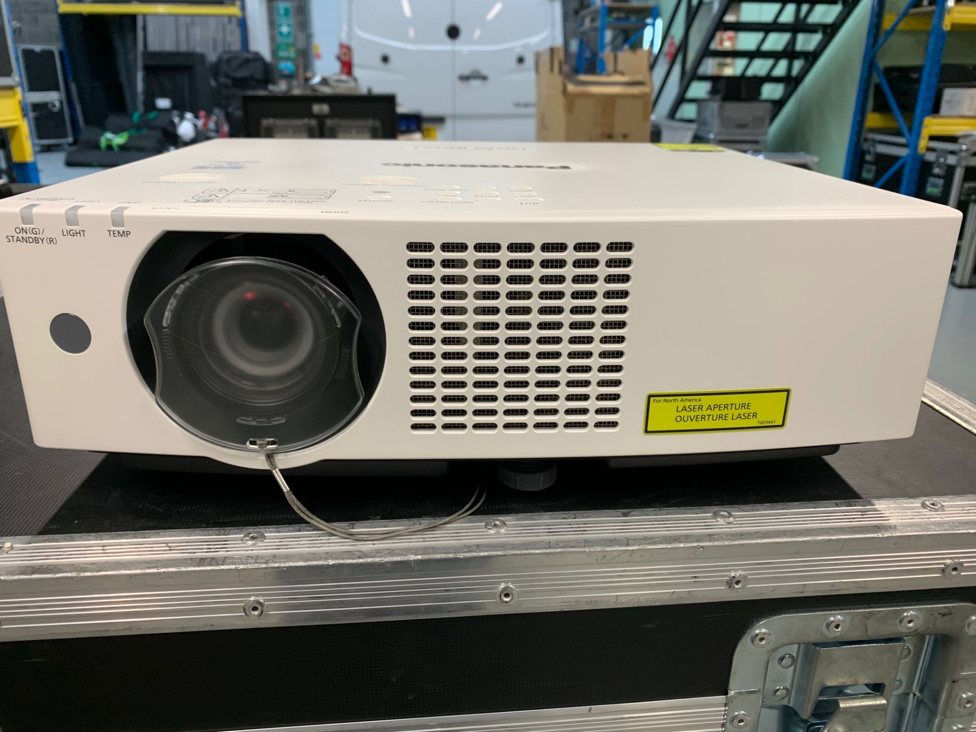 Panasonic PT-VMZ60 WUXGA 6K Lumen Laser Solid Shine Projector BRAND NEW IN ORGINAL BOX NOT USED Se - Image 6 of 10