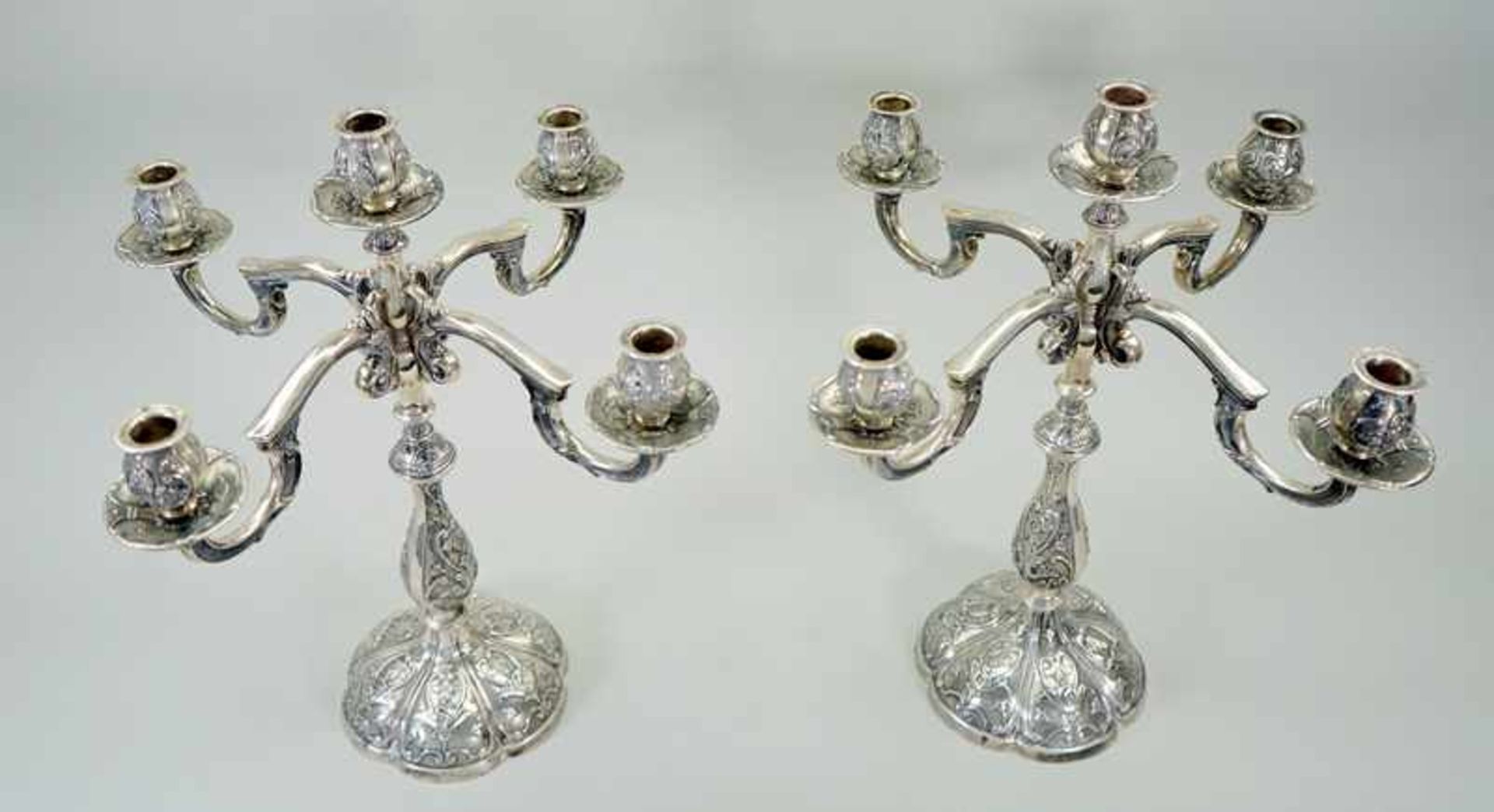 Paar Prunkvolle Fünfflammige Silber-GirandolenSilber 800, am Boden mit Feingehalt und Calegaro - Bild 3 aus 6