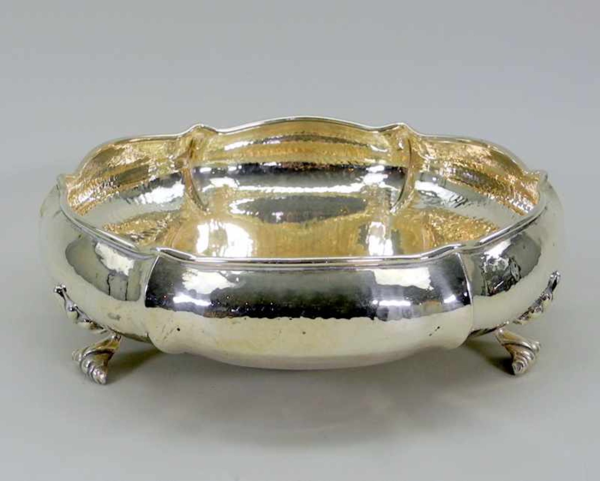 Silber-AnbietschaleSilber 800, am Boden mit Feingehaltsstempel, Meistermarke Greggio, aus Padua, - Bild 2 aus 3