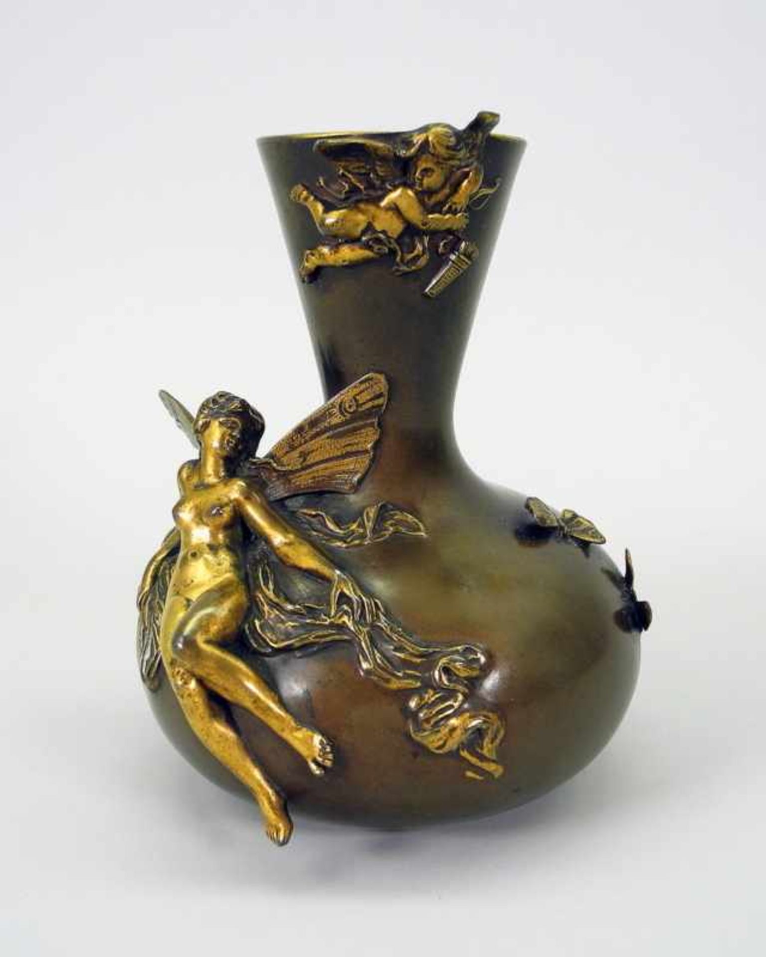 Louis-Ernest Barrias, 1841 Paris - 1905 ebendaBronze, braun patiniert. Feine Jugendstil-Vase mit