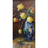 Stephanie von Strechine, 1858 Odessa - 1940 Bad TölzÖl/Leinwand. Gelbe Rosen in blauer Vase.