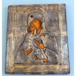Ikone der Gottesmutter von WladimirEitempera/Holz mit versilbertem Kupferoklad. Darstellung der