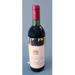 Chateau Mouton RothschildJahrgang 1974, Inhalt 1500 ml. Etikett mit einem Kunstwerk von Robert