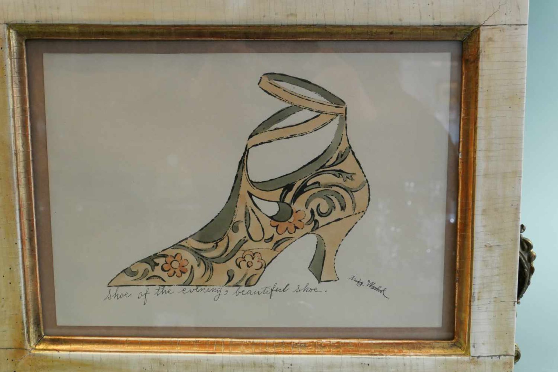 Andy Warhol, 1928 Pittsburgh - 1922 New YorkOffset-Lithografie und Aquarell/Papier. „Shoe of the - Bild 2 aus 2