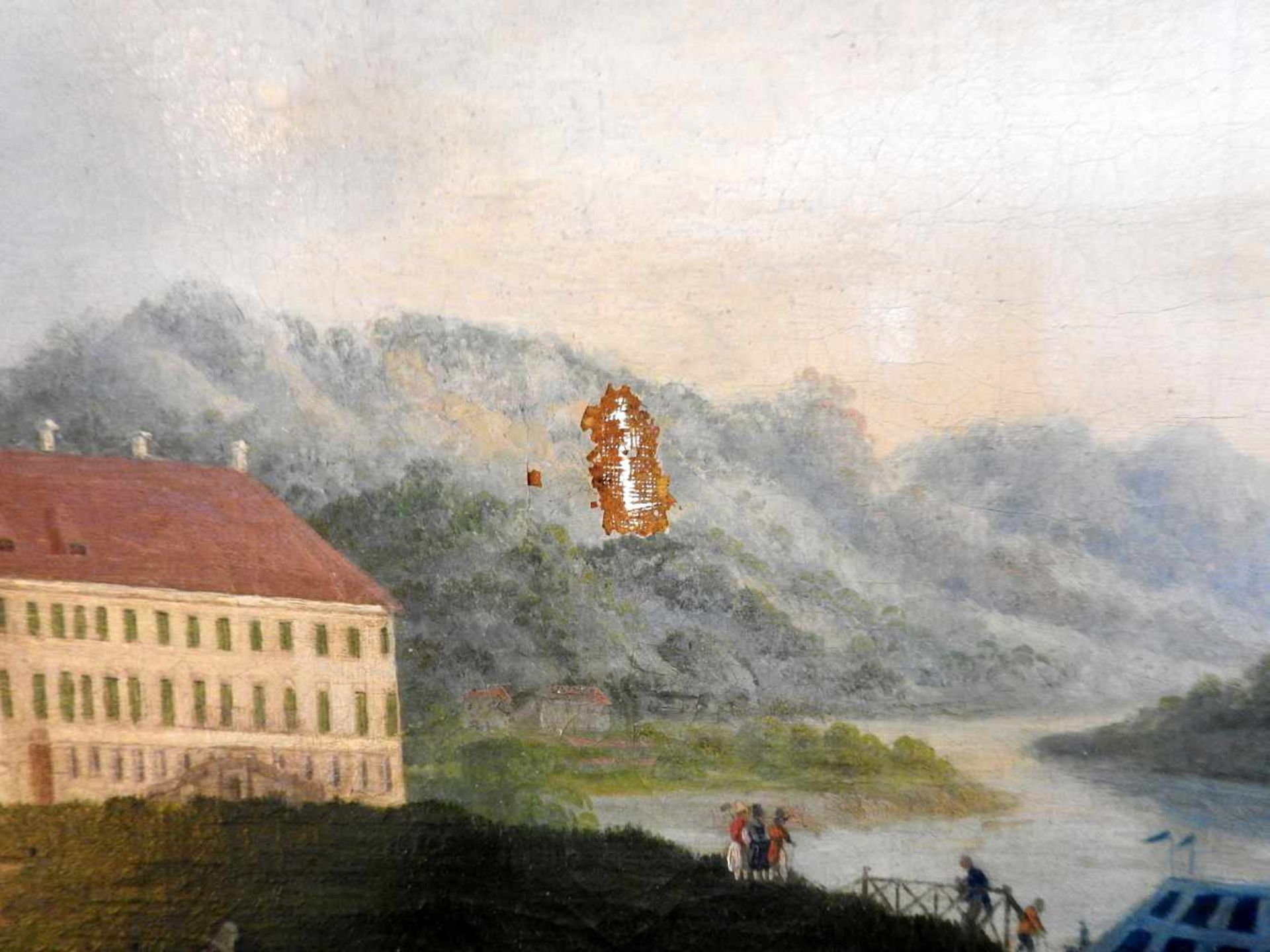 Hochzeitsgesellschaft vor dem Schloss Tegernsee - Bild 3 aus 5