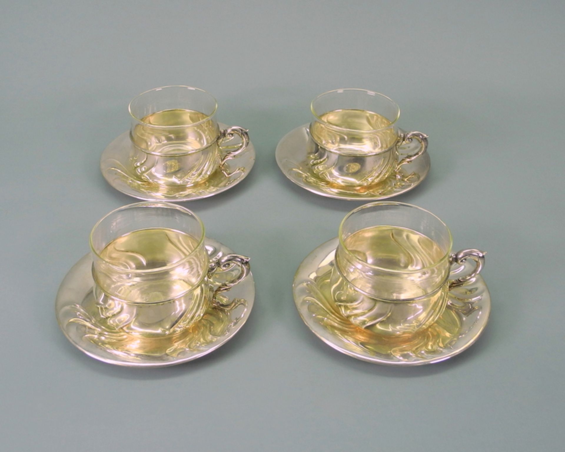 Vier Teegläser mit Silbermontur - Bild 4 aus 10