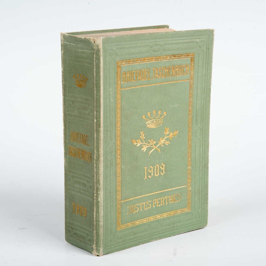Gothaisches Genealogisches Taschenbuch der Briefadeligen Häuser 1909Verlag Justus Perthes, Gotha.