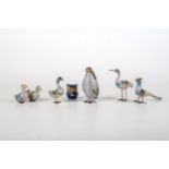 7 Cloisonne-Miniatur-Vogelfiguren, ChinaMessing, polychromes Cloisonne-Email. 2 Enten, 1 Gans, 1