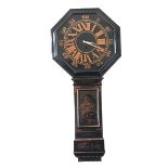 Englische Wall Clock, 18. Jh.Schwarz gefasstes und bemaltes Holzgehäuse mit chinoisem Dekor.