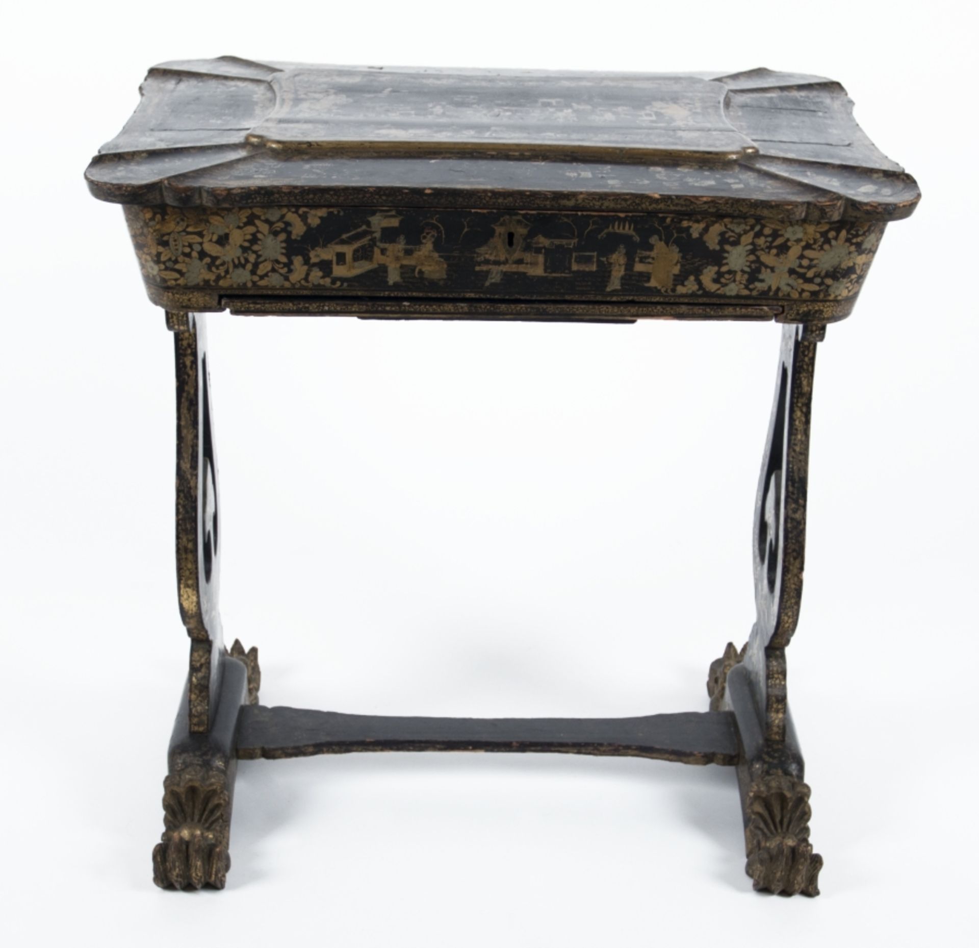 Frankreich um 1860Table de coutureChinoise Goldmalerei auf lackiertem Holz mit Intarsien au - Bild 2 aus 2