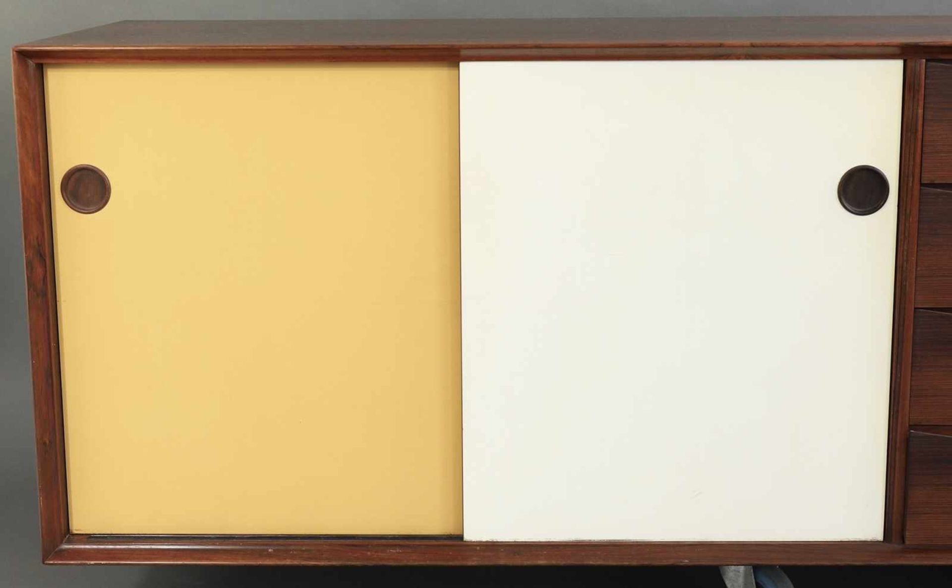 Arne VodderSibast Furniture Co., DänemarkArne Vodder Sibast Sideboard coloured DoorsSideboard with - Bild 4 aus 5