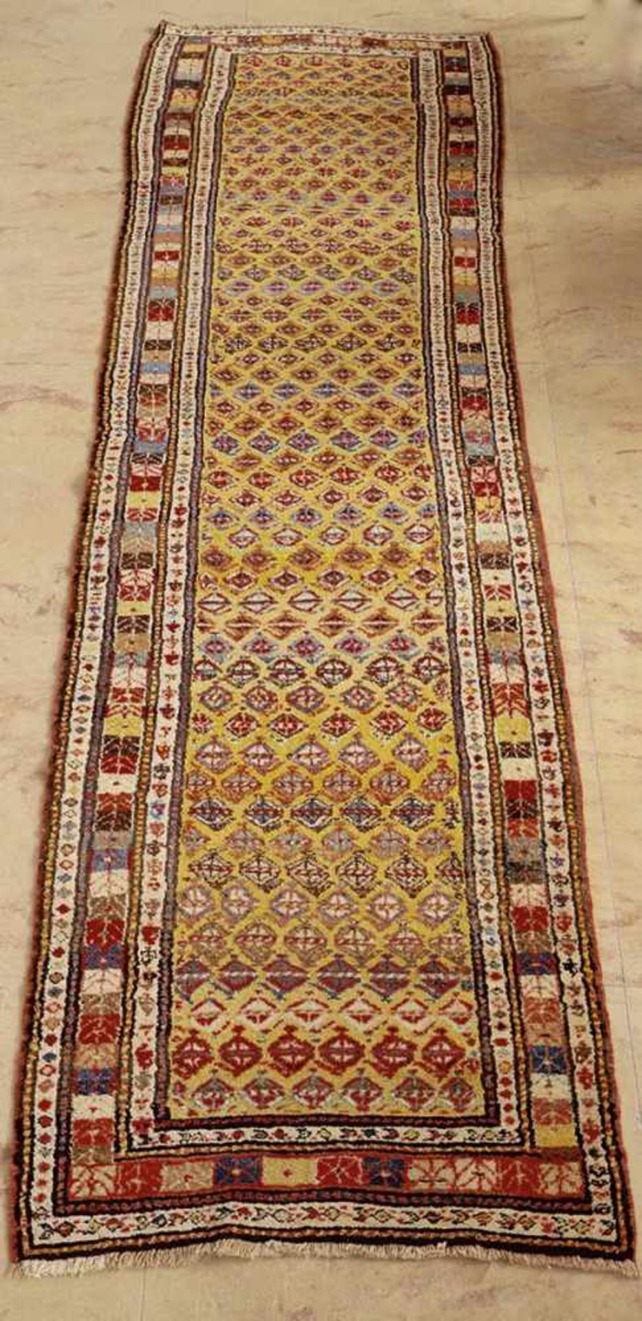 Carpet Shahsavan 19th CenturyShahsavan Carpet, late 19th century. Wool / wool. 376 x 104 cm.Late