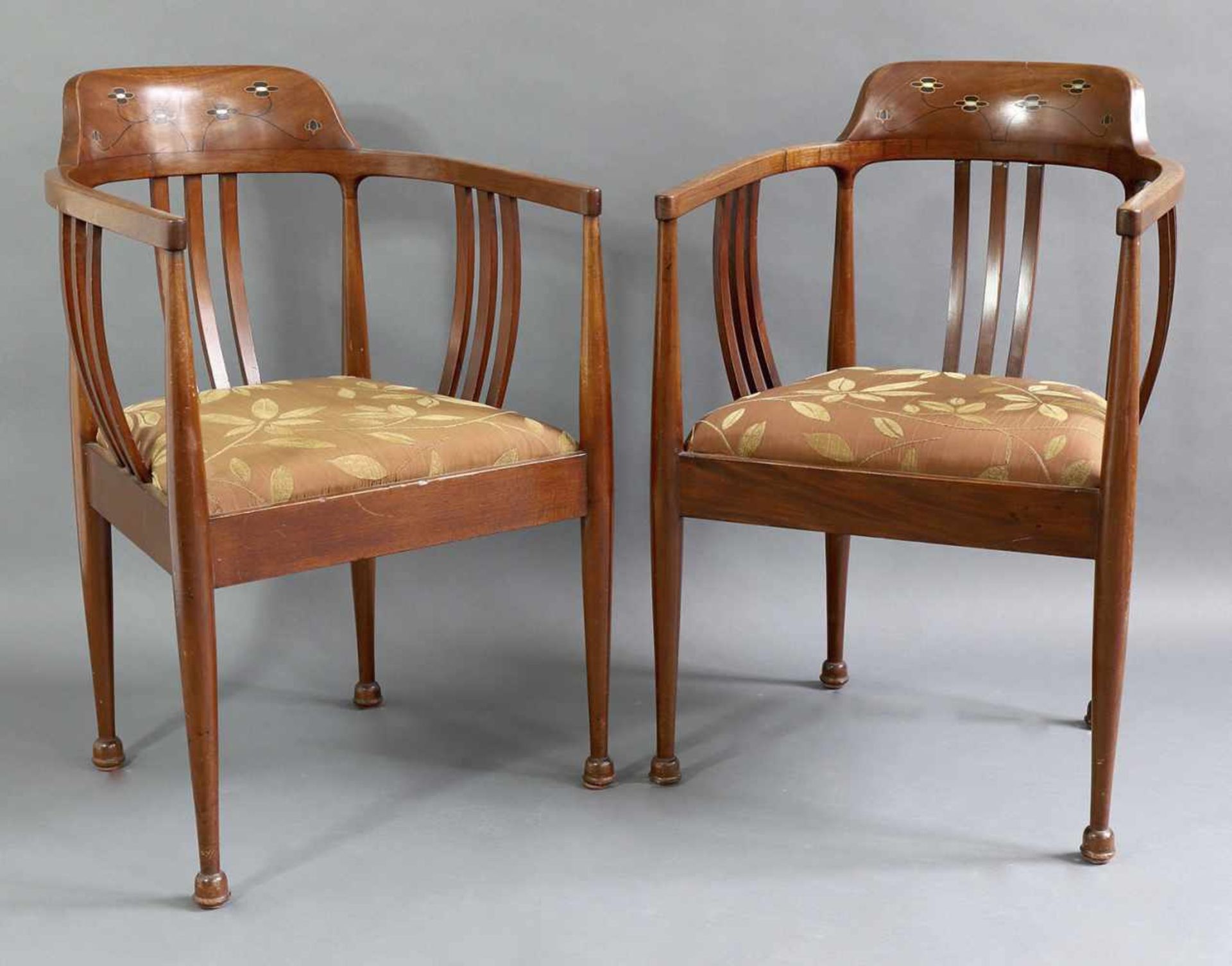 2 Arts and Crafts armchairs, England2 Arts and Crafts armchairs. Around 1900. Wood. Backrest with