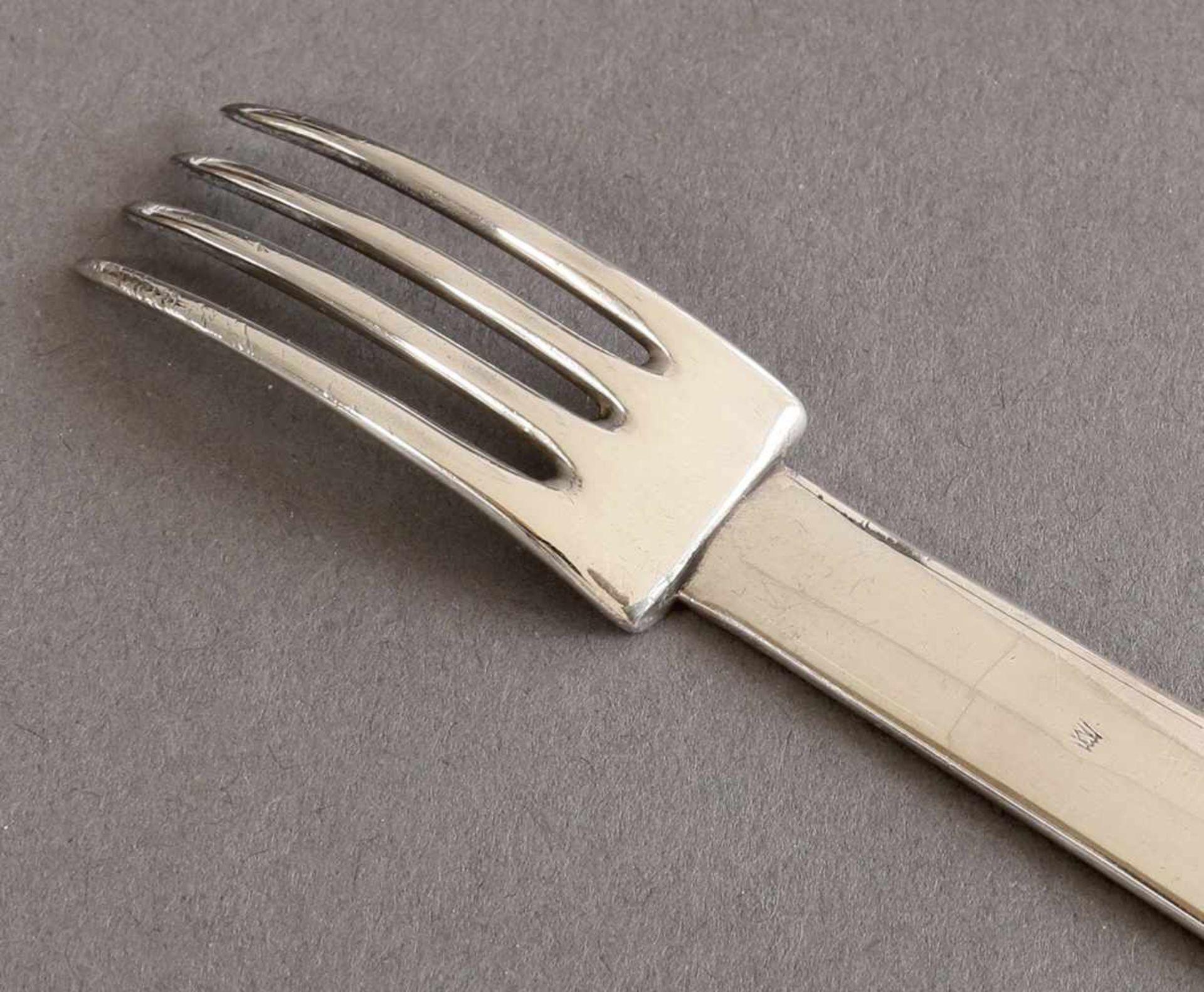 Josef HoffmannWiener WerkstätteJosef Hoffmann Wiener Werkstätte Fork Rundes ModellFork Rundes Modell - Bild 2 aus 2