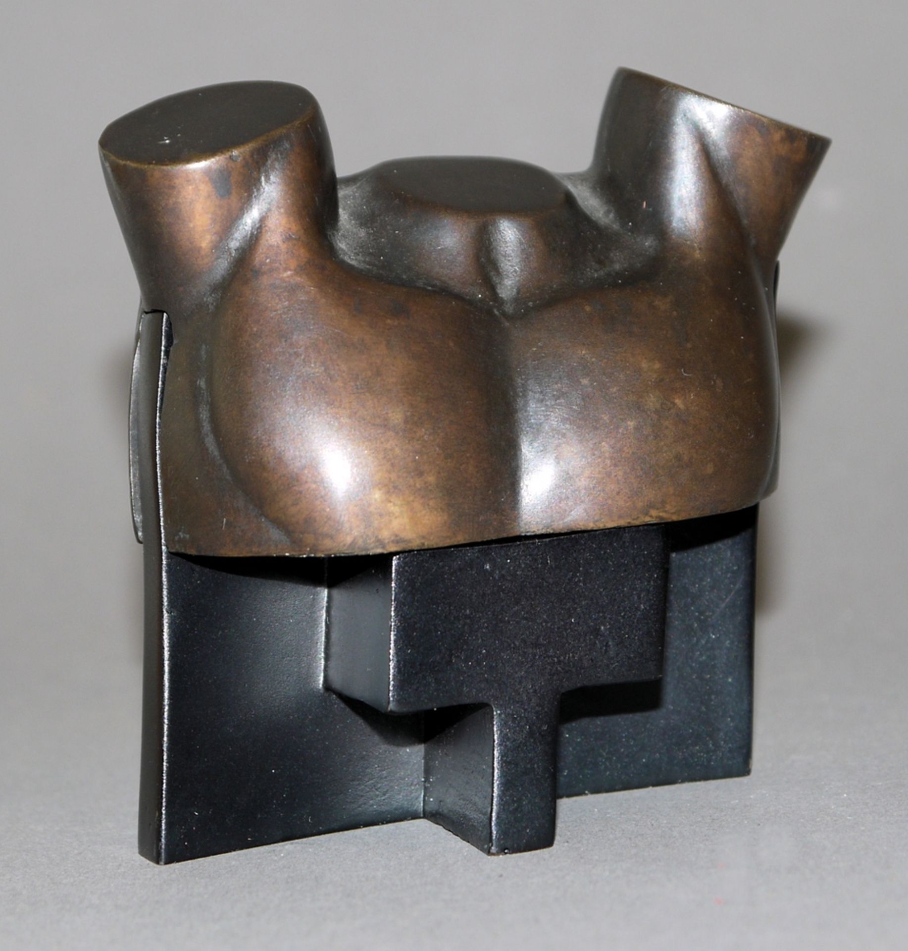 Miguel Berrocal, „Torso D“, signierte Bronzeplastik, 2tlg. von 1996<br