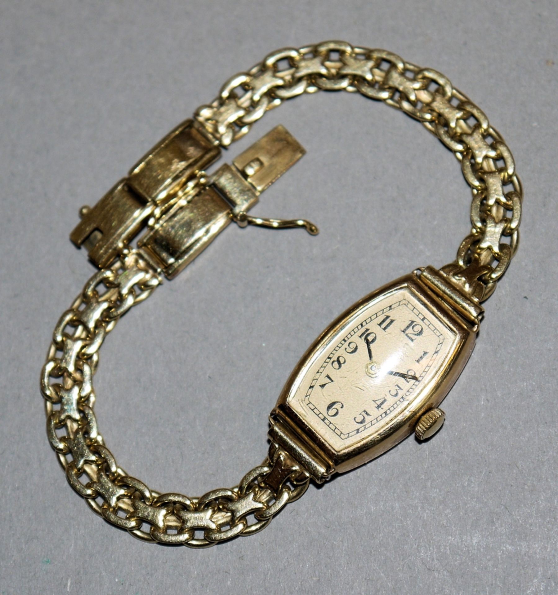 Damenarmbanduhr, Gold, um 1920/30