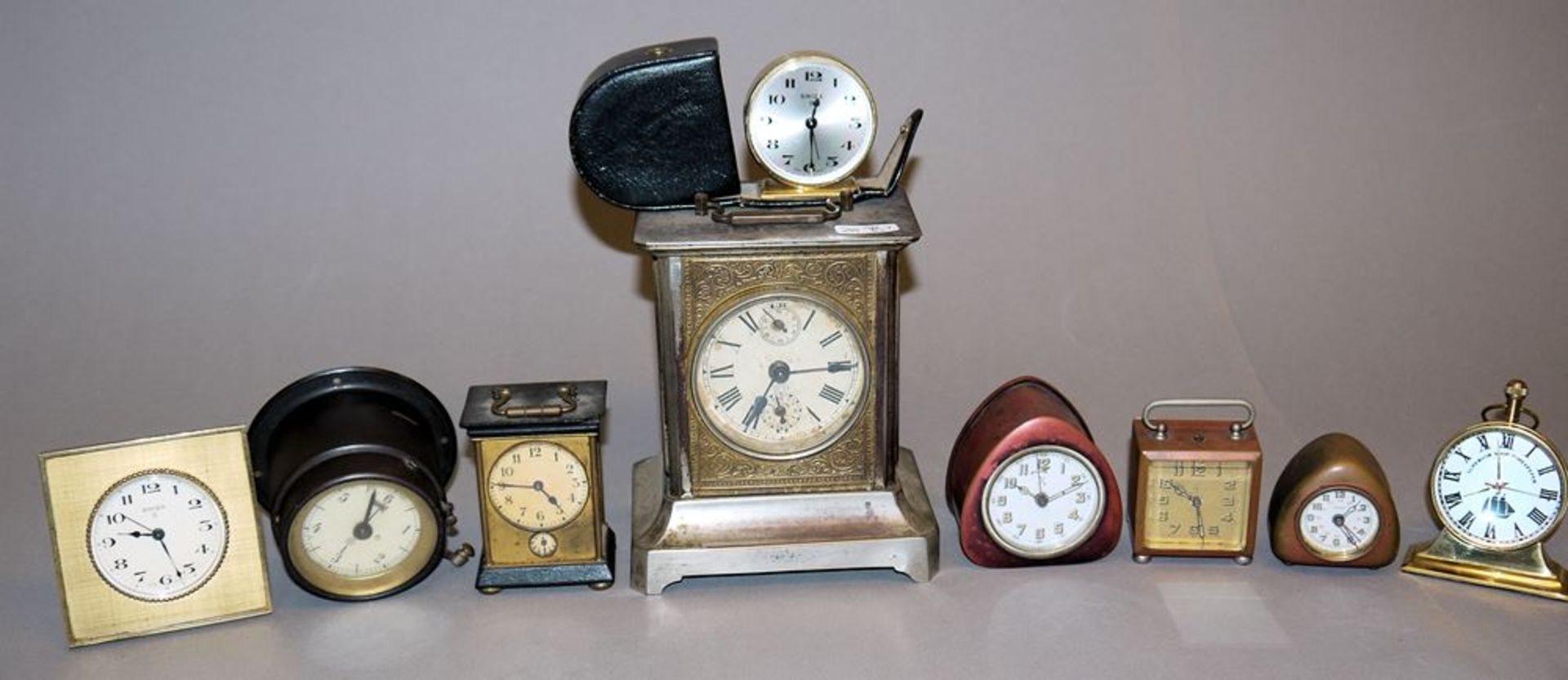 Acht Wecker und ein Kurzzeitmesser, ca. 1900-1960