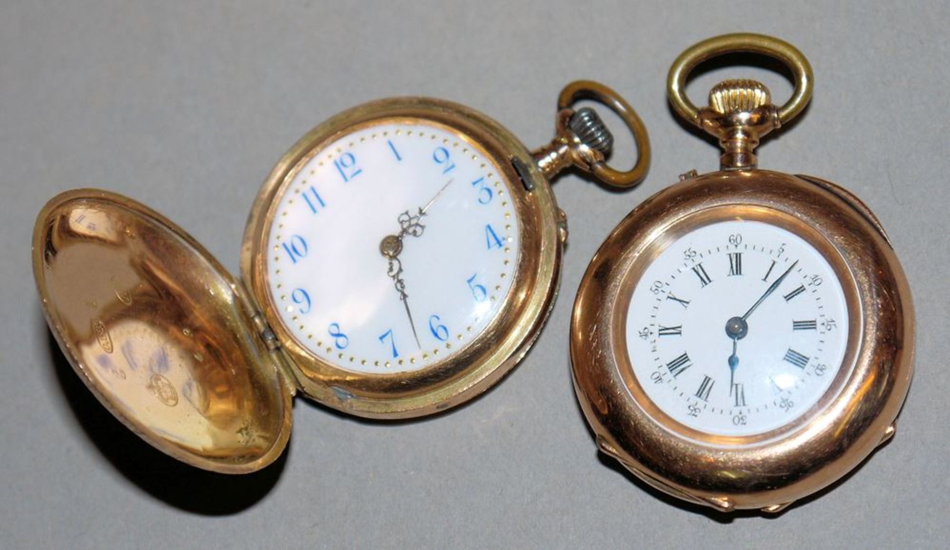 Zwei goldene Damentaschenuhren um 1900/10