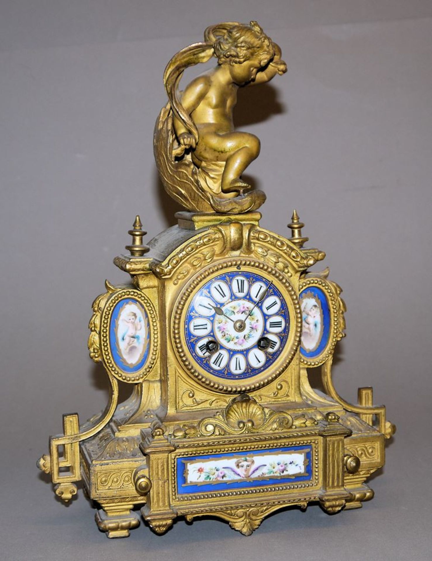 Pendule im Stil Louis Seize, Frankreich um 1870/80