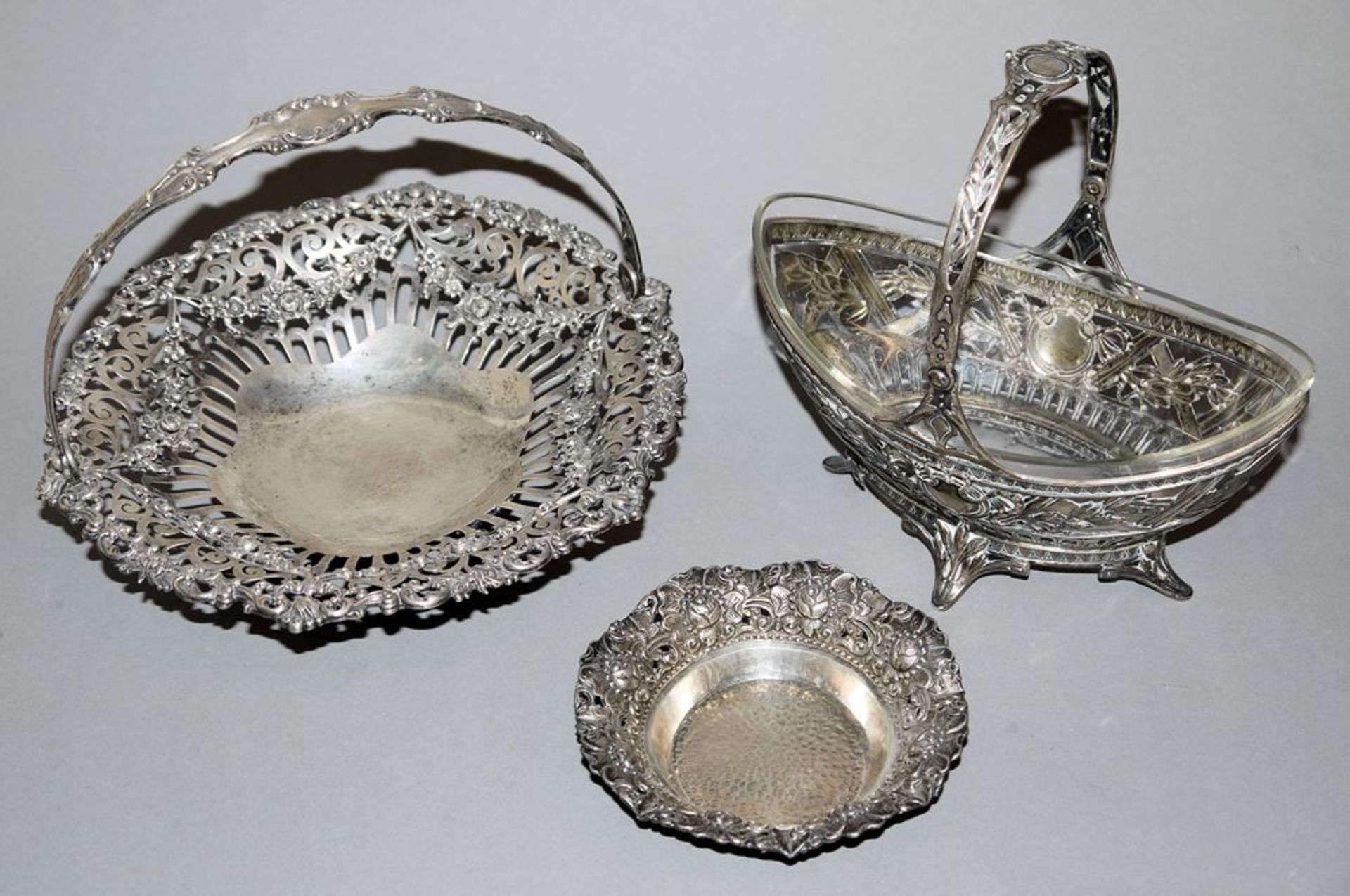 Drei Zierschalen aus Silber, Deutschland/ Frankreich ab 1900