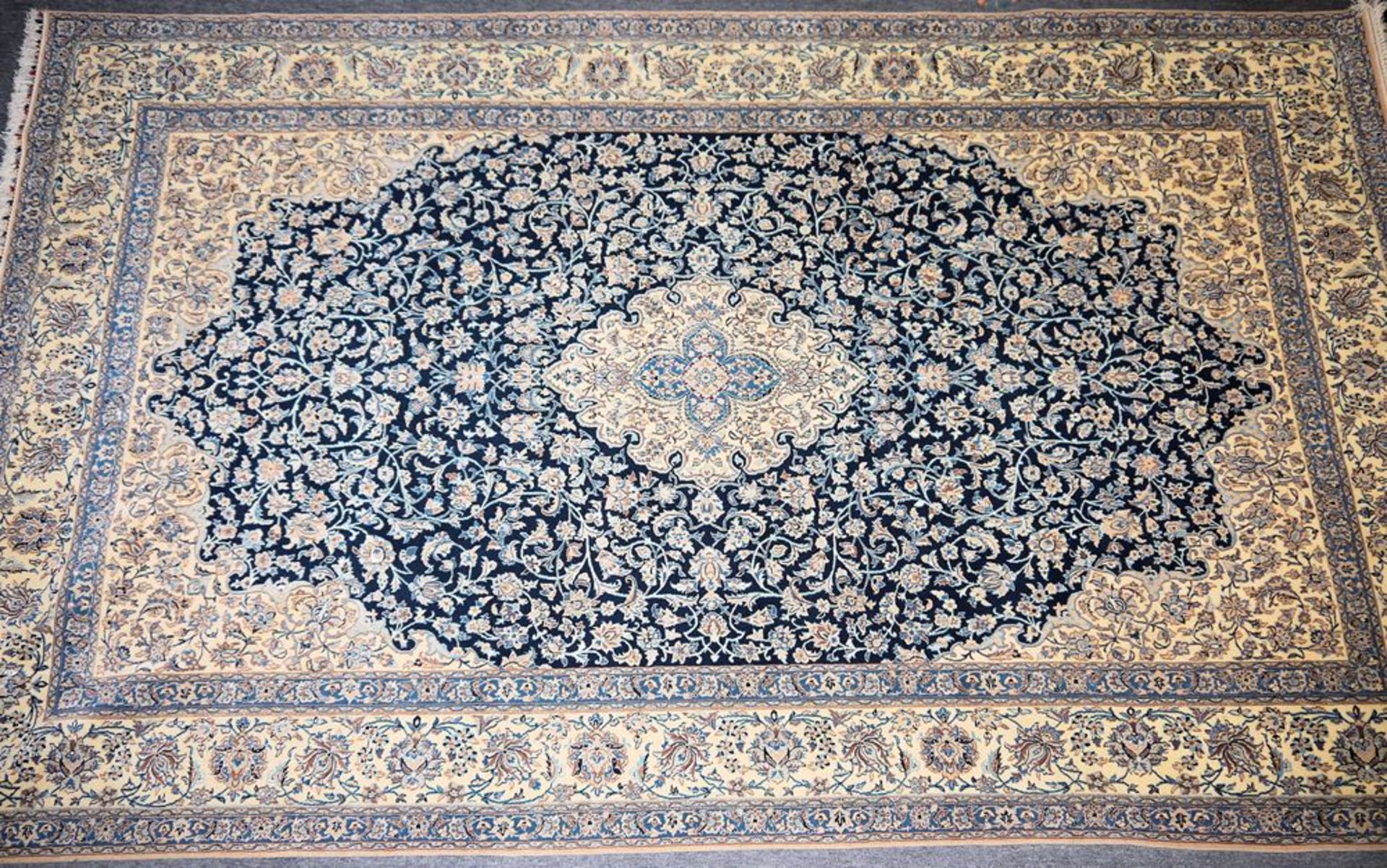 Großer Orientteppich Nain, Persien, ca. 40 Jahre alt