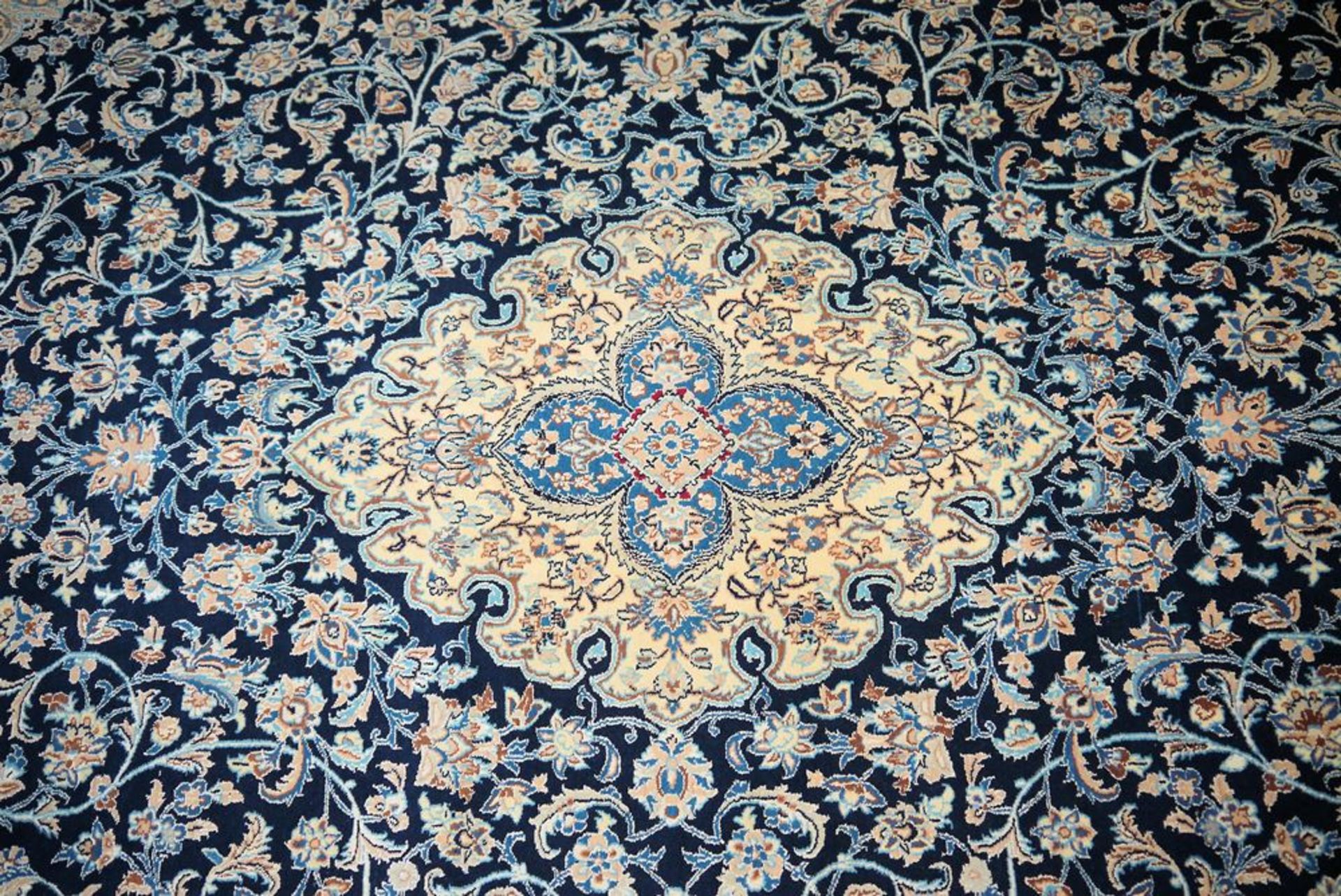 Großer Orientteppich Nain, Persien, ca. 40 Jahre alt - Image 2 of 4