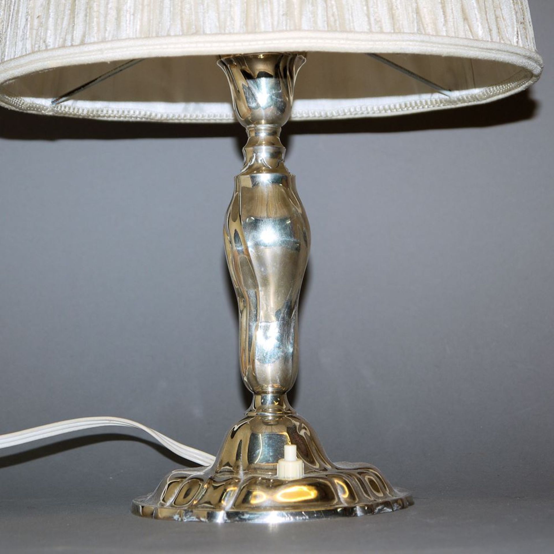 Tischlampe mit Silber-Leuchter-Fuß um 1920/30 - Bild 2 aus 4