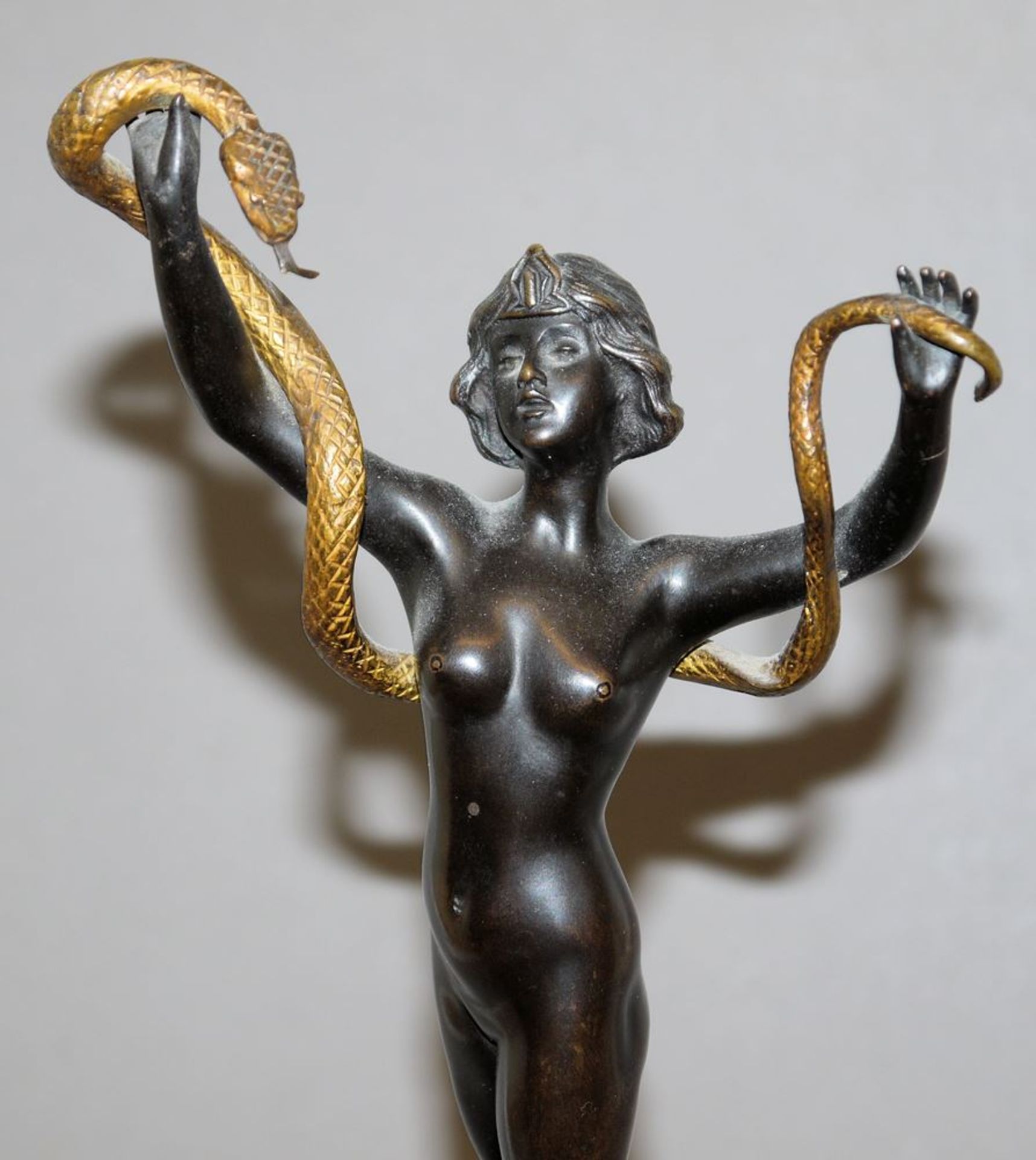 Franz Iffland, Bronzeplastik Schlangentänzerin - Bild 2 aus 3