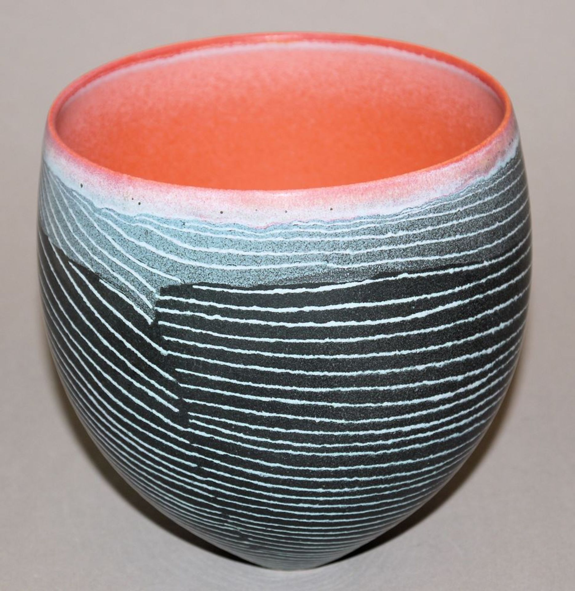 Pip Drysdale, Keramikvase der Serie "Tanami Traces", Australien XX./XXI.
