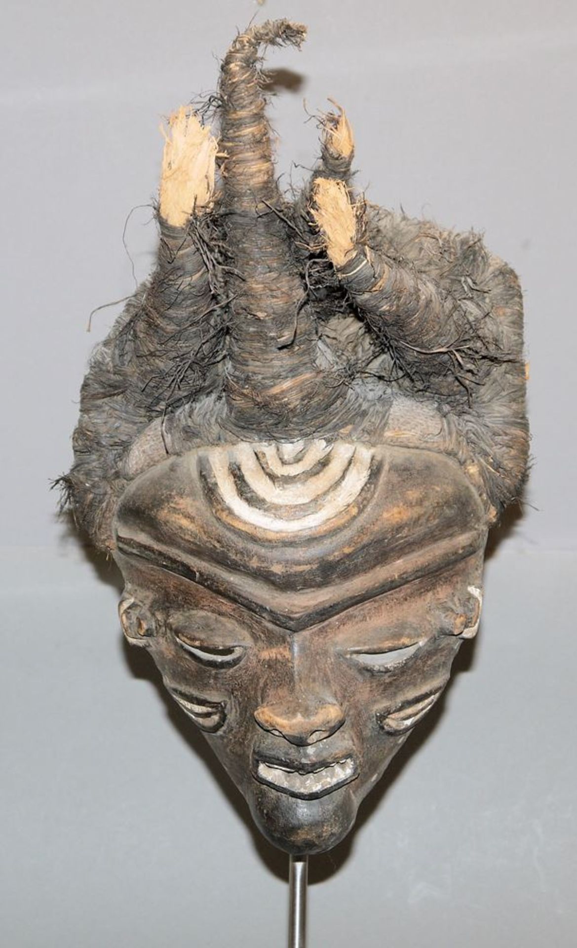 Mbuya-Fumu-Maske der Pende, Dem. Rep. Kongo