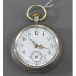 Taschenuhr Silbergehäuse, Kronenaufzug, Monogrammkartusche, defekt, ca. 85 g schwer,