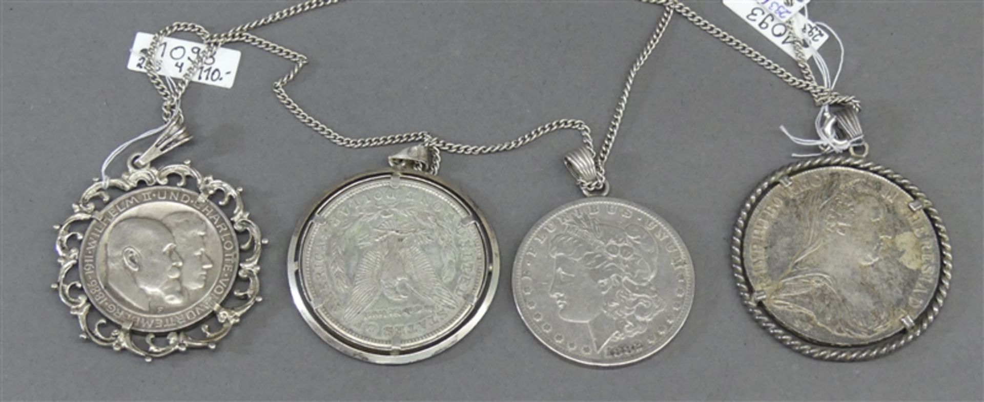 4 Münzen als Anhänger, Silber, 2x One Dollar, 1x Drei Mark, Deutsches Reich, 1x Maria Theresia, 1x
