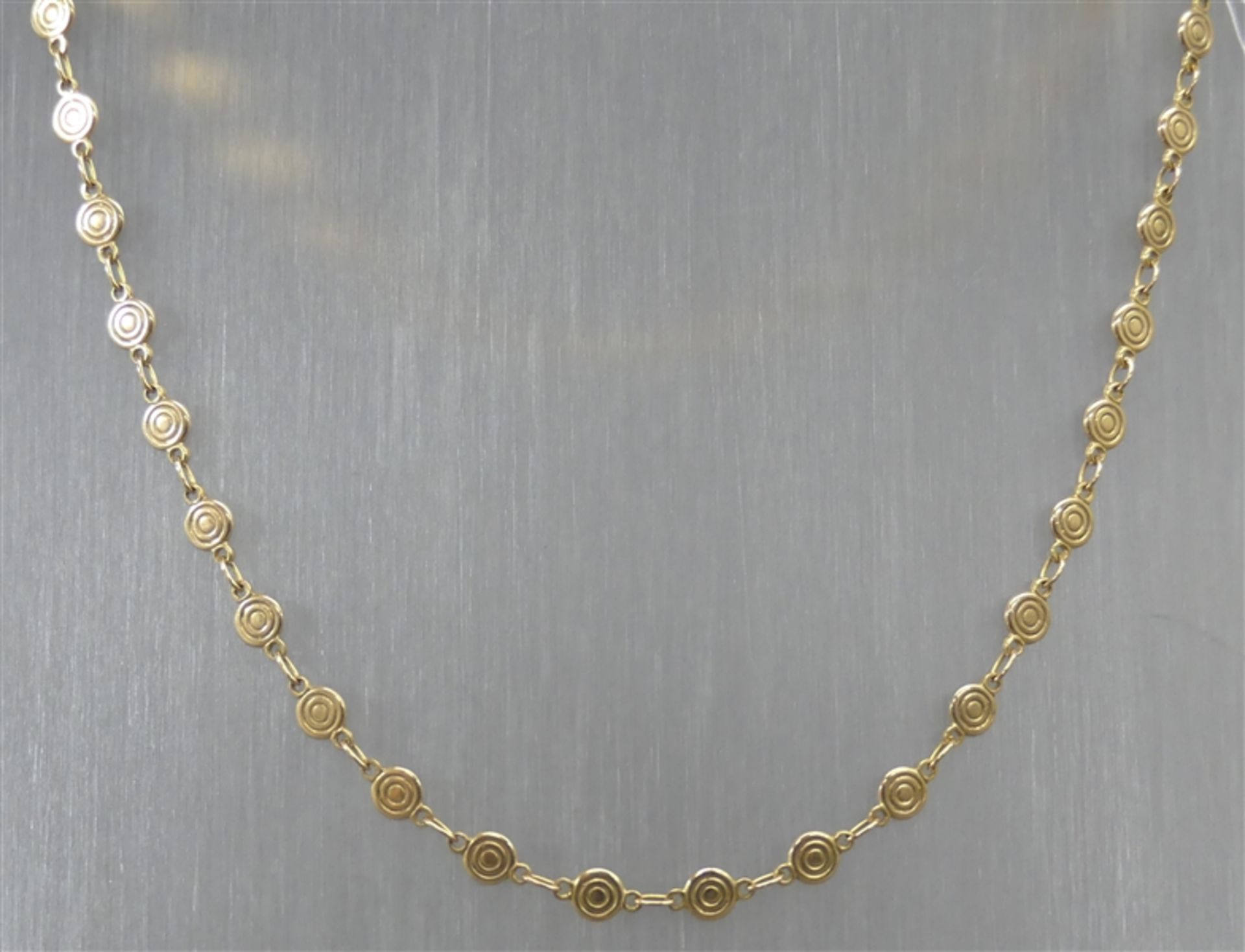 Halskette 14 kt. Gelbgold, runde Plättchen, Karabinerverschluss, ca. 12 g schwer, l 44 cm,