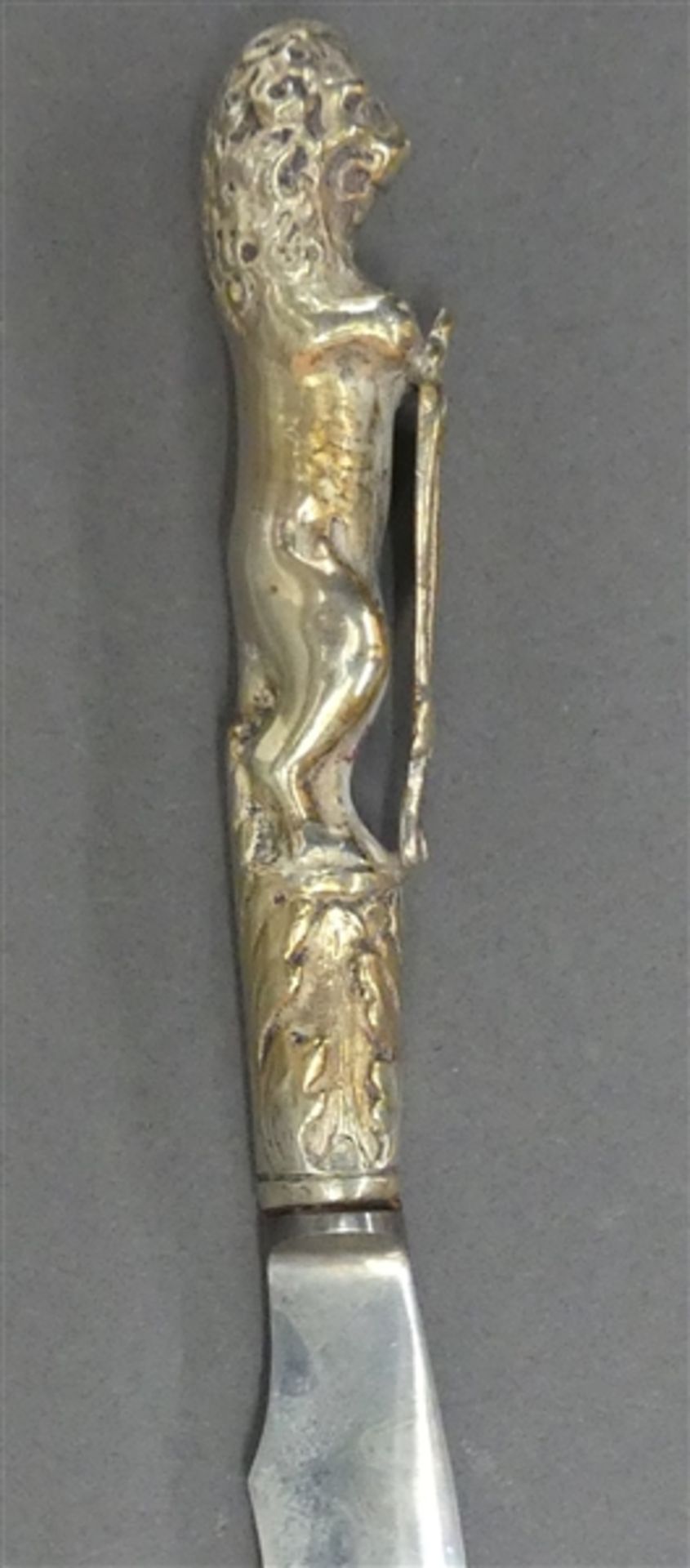Messer mit Silbergriff, stehender bayerischer Löwe mit Rautenschild, l 21 cm,