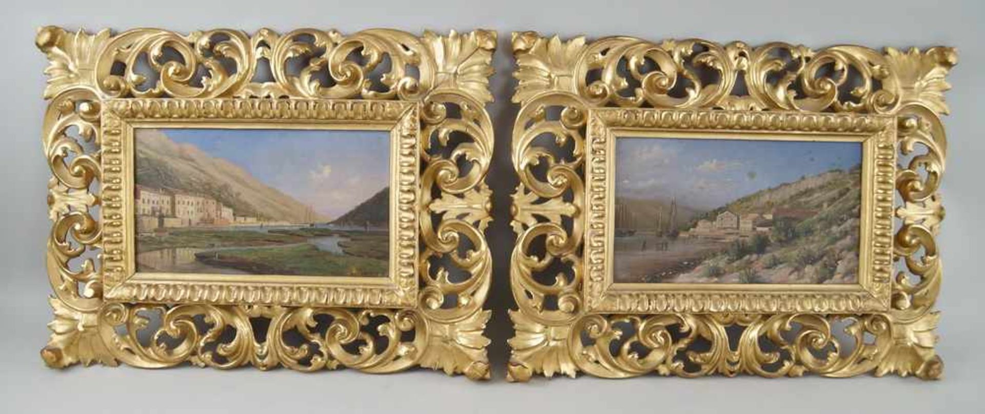 Paar prunkvoll geschnitzte florentiner Rahmen, vergoldet mit mediterranen