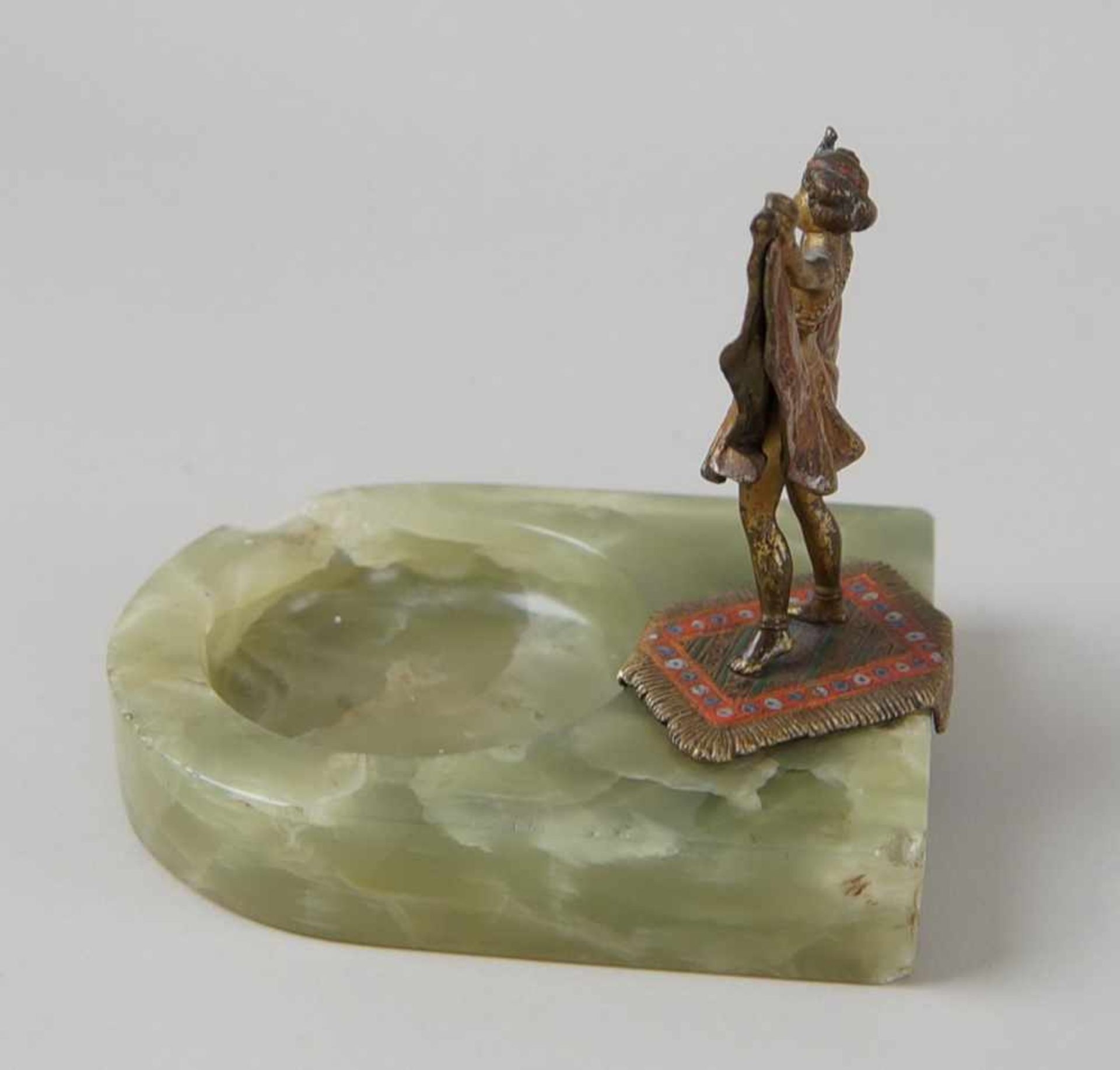Wiener Bronze, tanzendes orientalisches Mädchen, Rock zum hochklappen, mit Onyxschale< - Bild 7 aus 10