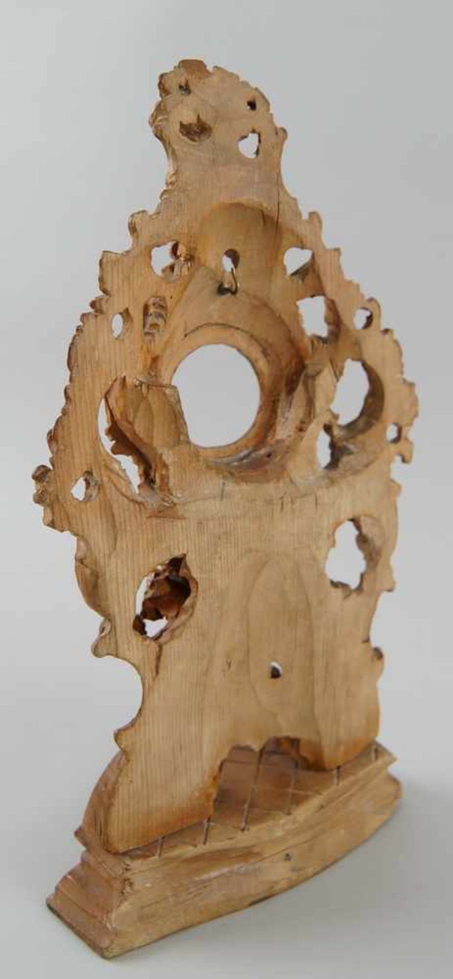 Grödener Taschenuhranhalter, 19. JH, Holz geschnitzt, 31x16x7cm - Bild 4 aus 5