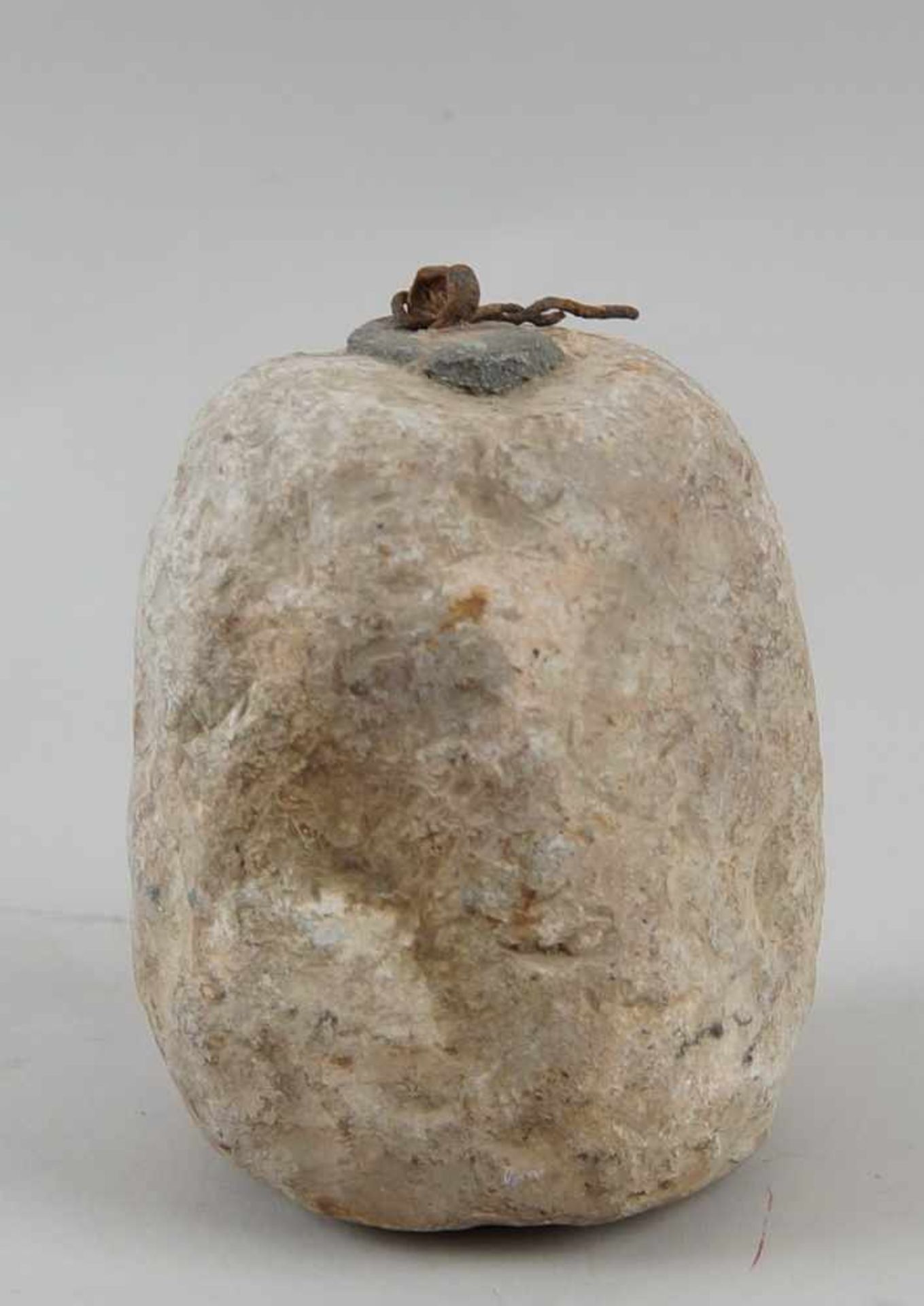 Steingewicht, mit Eisenmontierung, 18. JH, H 11cm