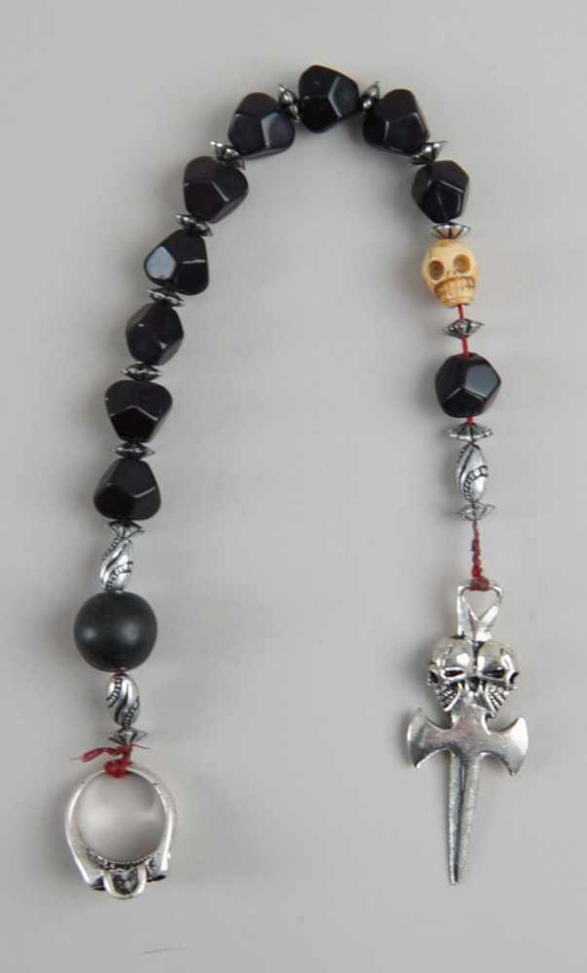 Faulenzer / Gebetskette mit Silberring und Totenkopf, kleines Kreuz, L 38cm - Bild 5 aus 5