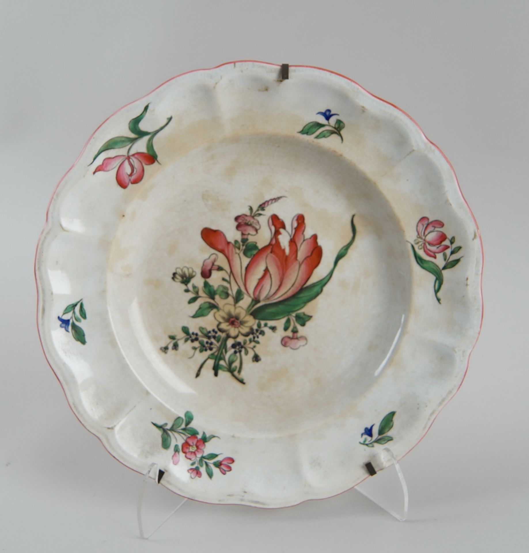 Keramikteller, floral bemalt, Altersspuren, verso gemarktet, Durchmesser 24cm - Bild 2 aus 4