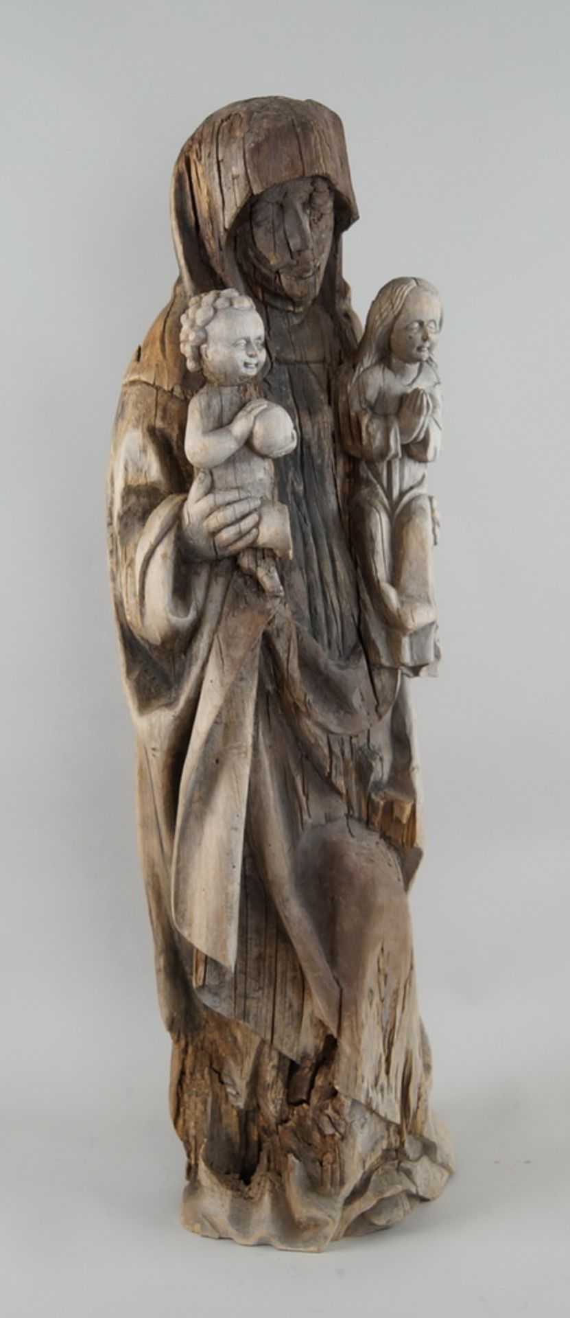 Gotische heilige Anna mit Mutter Maria und Jesus Christus auf dem Arm, Holz geschnitzt, - Bild 2 aus 10