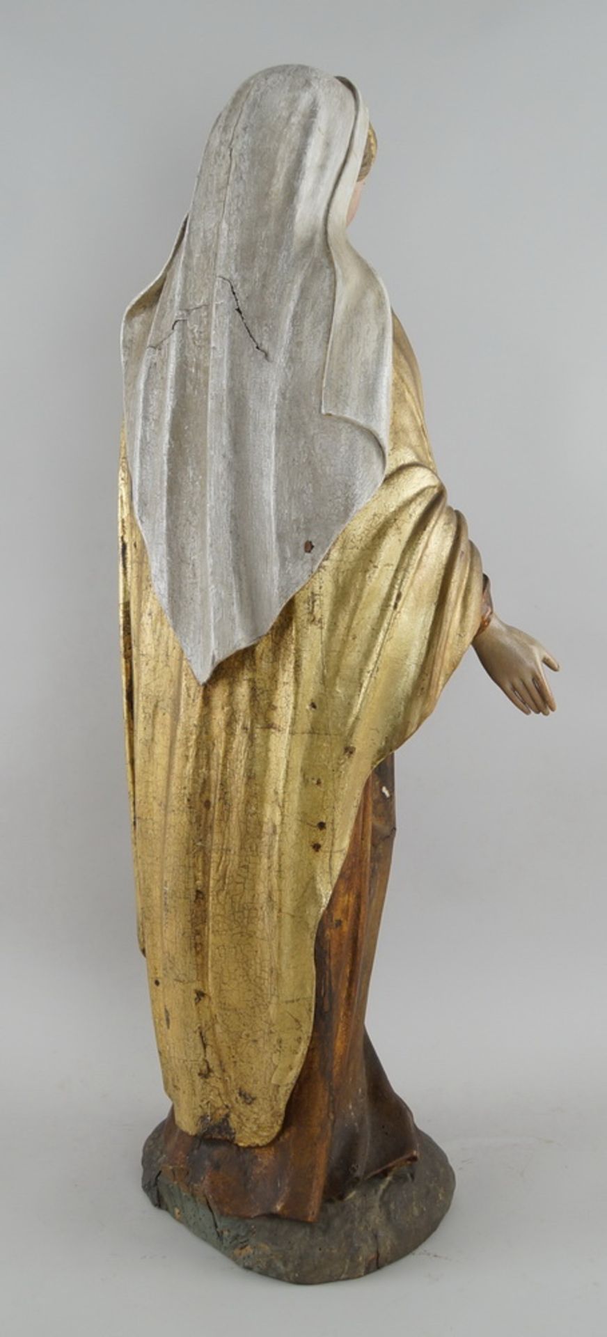 Prächtige neapolitanische Madonna, 19. JH, Holz geschnitzt und gefasst, vergoldet, H 91cm - Bild 8 aus 10