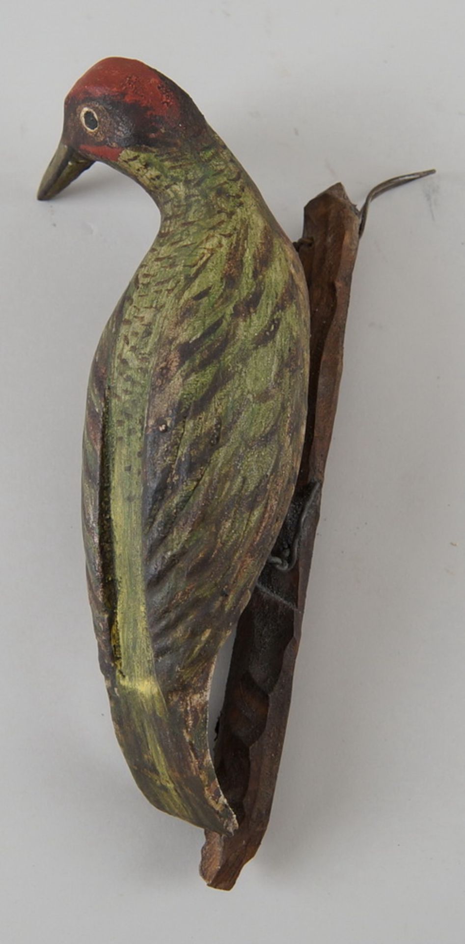 Singvogel/Grünspecht auf Ast, Holz geschnitzt und bemalt, 27x10x8 cm - Bild 3 aus 5